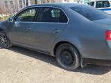 Volkswagen Jetta 2006 года за 3 000 000 тг. в Шу – фото 4