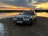 Mercedes-Benz E 300 1991 годаүшін2 200 000 тг. в Астана – фото 3