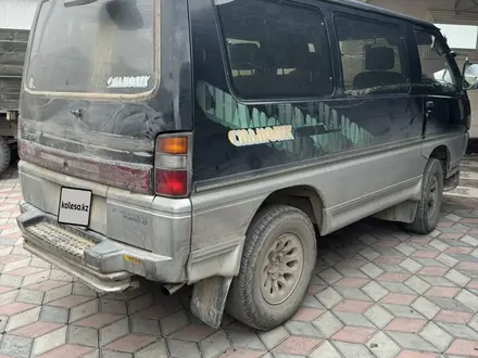 Mitsubishi Delica 1992 года за 1 100 000 тг. в Алматы – фото 2