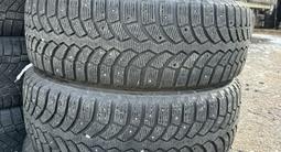 225/60/18 Bridgestone. Зимний комплект за 85 000 тг. в Алматы