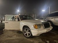 Mercedes-Benz E 260 1988 года за 850 000 тг. в Алматы