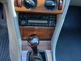 Mercedes-Benz E 230 1991 года за 3 300 000 тг. в Павлодар – фото 3