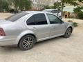 Volkswagen Jetta 2002 года за 1 500 000 тг. в Актау – фото 4