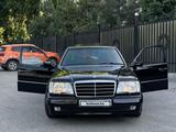 Mercedes-Benz E 280 1993 годаүшін4 800 000 тг. в Алматы – фото 3