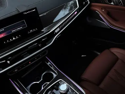 BMW X7 2023 года за 65 700 000 тг. в Алматы – фото 27