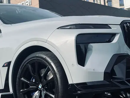 BMW X7 2023 года за 65 700 000 тг. в Алматы – фото 5