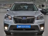Subaru Forester Premium 2019 года за 11 390 000 тг. в Алматы – фото 2