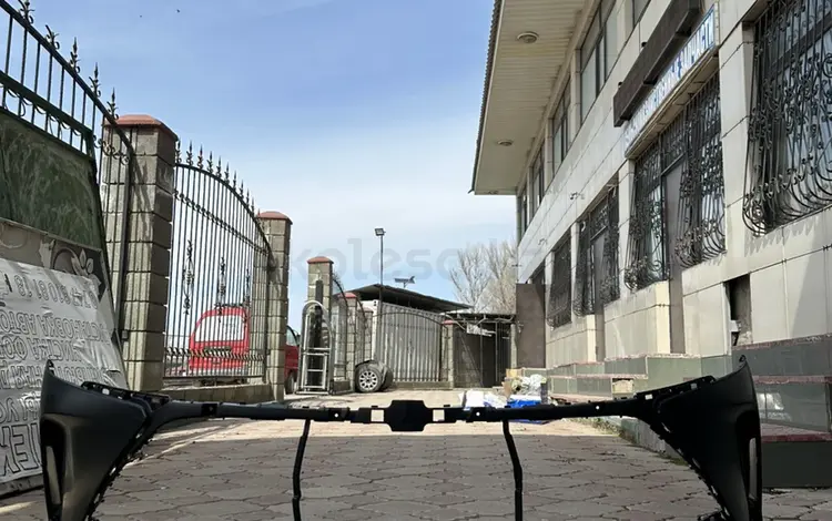Передний бамперы за 1 000 тг. в Алматы