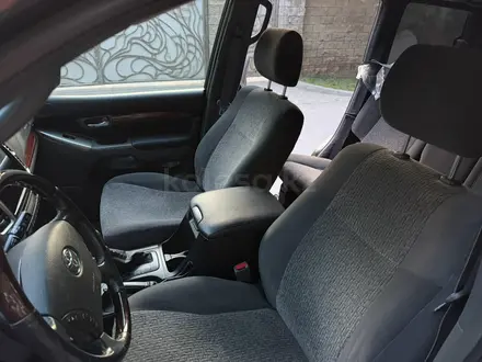 Toyota Land Cruiser Prado 2006 года за 13 500 000 тг. в Алматы – фото 39