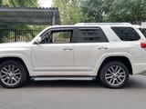 Toyota 4Runner 2012 годаfor17 300 000 тг. в Алматы