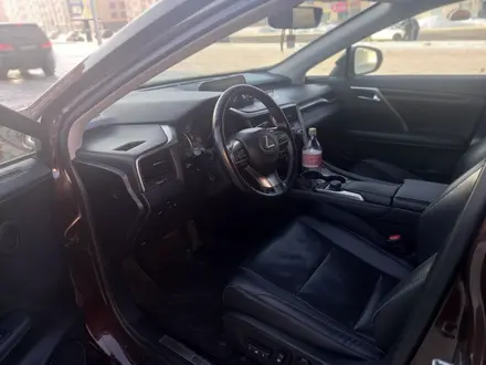 Lexus RX 200t 2019 года за 24 500 000 тг. в Актобе – фото 4