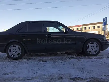 Mercedes-Benz C 220 1993 года за 2 300 000 тг. в Павлодар