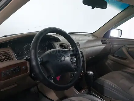 Toyota Camry 1997 года за 2 990 000 тг. в Шымкент – фото 5
