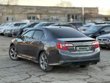 Toyota Camry 2014 годаүшін9 750 000 тг. в Актобе – фото 4