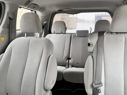 Toyota Sienna 2011 года за 10 500 000 тг. в Жанаозен – фото 22