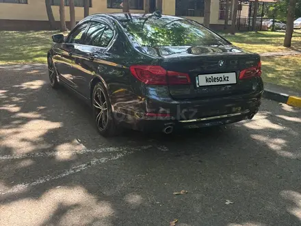 BMW 520 2019 года за 16 800 000 тг. в Алматы – фото 10