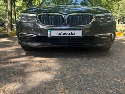 BMW 520 2019 года за 16 800 000 тг. в Алматы – фото 16