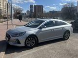 Hyundai Sonata 2017 года за 8 000 000 тг. в Астана – фото 2