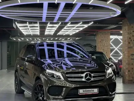 Mercedes-Benz GLE 400 2016 года за 25 000 000 тг. в Караганда