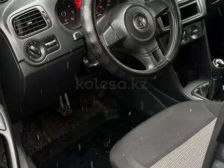 Volkswagen Polo 2013 года за 2 950 000 тг. в Костанай – фото 9