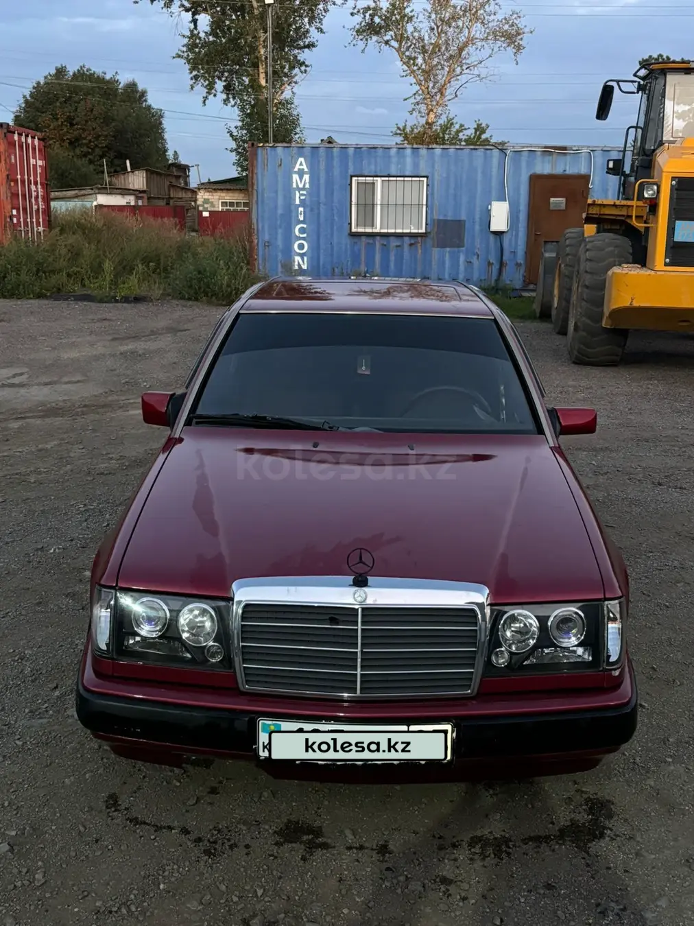 Mercedes-Benz E-Class, 1990