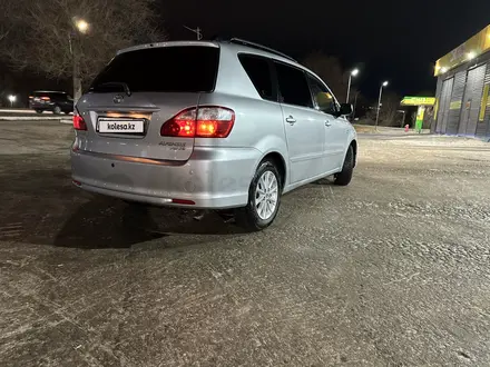 Toyota Avensis Verso 2005 года за 5 900 000 тг. в Актобе – фото 4