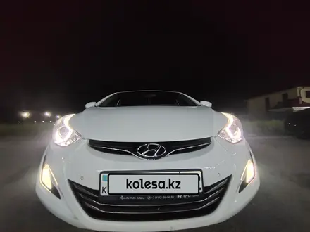 Hyundai Elantra 2014 года за 7 100 000 тг. в Алматы – фото 2