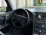 Mercedes-Benz E 55 AMG 1997 годаүшін3 900 000 тг. в Алматы – фото 5