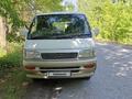 Toyota Hiace 1994 года за 1 300 000 тг. в Алматы – фото 2