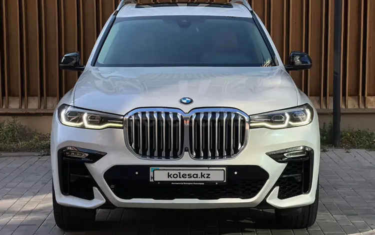 BMW X7 2021 года за 47 500 000 тг. в Астана