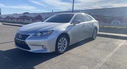 Lexus ES 300h 2015 года за 16 100 000 тг. в Астана – фото 3