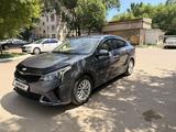 Kia Rio 2021 года за 7 400 000 тг. в Уральск – фото 2