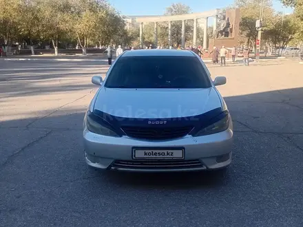 Toyota Camry 2005 года за 5 000 000 тг. в Актобе