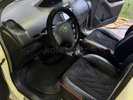 Toyota Yaris 2006 года за 3 000 000 тг. в Алматы – фото 9