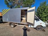 Mercedes-Benz Sprinter 2002 года за 11 000 000 тг. в Караганда – фото 2