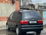 Volkswagen Sharan 2000 года за 2 500 000 тг. в Костанай – фото 4