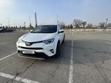 Toyota RAV4 2019 года за 12 500 000 тг. в Тараз – фото 2