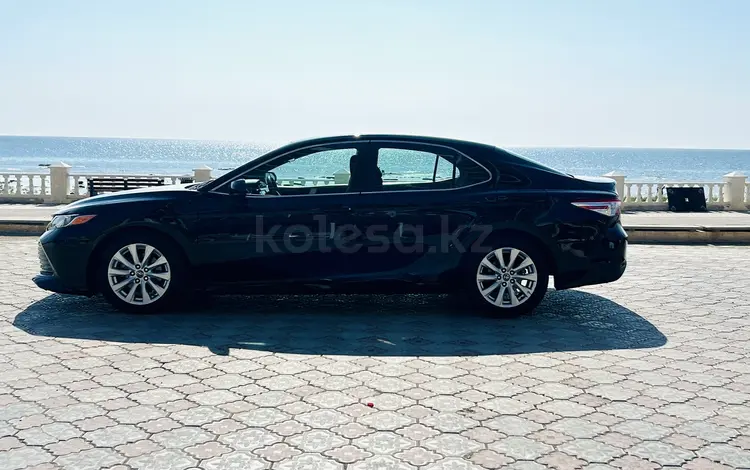 Toyota Camry 2018 годаfor8 500 000 тг. в Актау