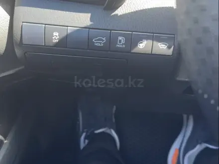 Toyota Camry 2020 года за 13 500 000 тг. в Костанай – фото 7