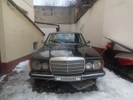 Mercedes-Benz E 230 1984 года за 780 000 тг. в Алматы – фото 11