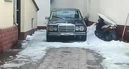 Mercedes-Benz E 230 1984 годаүшін700 000 тг. в Алматы – фото 3