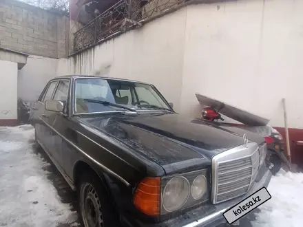 Mercedes-Benz E 230 1984 года за 780 000 тг. в Алматы – фото 5