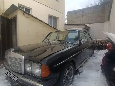 Mercedes-Benz E 230 1984 года за 780 000 тг. в Алматы – фото 6