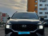 Hyundai Santa Fe 2023 годаүшін12 800 000 тг. в Астана – фото 2