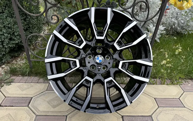 Оригинальные диски R21 на BMW X5 (G05), BMW X6 (G06), BMW X7 (G07) БМВ за 930 000 тг. в Алматы