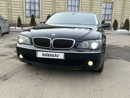BMW 750 2005 года за 4 999 999 тг. в Алматы – фото 2
