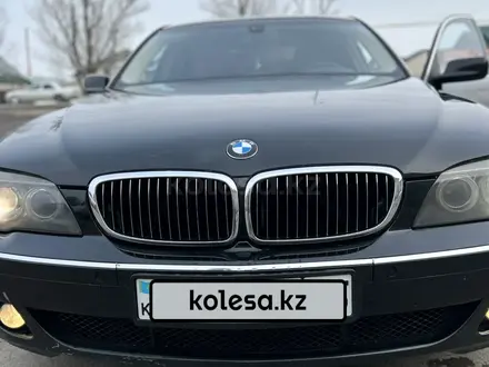 BMW 750 2005 года за 4 999 999 тг. в Алматы – фото 25