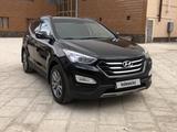 Hyundai Santa Fe 2013 года за 8 800 000 тг. в Жанаозен