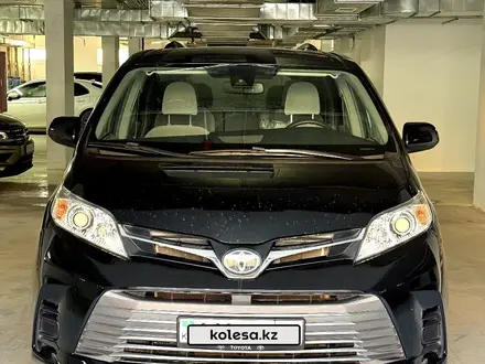 Toyota Sienna 2019 года за 16 800 000 тг. в Атырау – фото 20