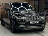 Land Rover Range Rover 2015 годаүшін33 000 000 тг. в Алматы – фото 2